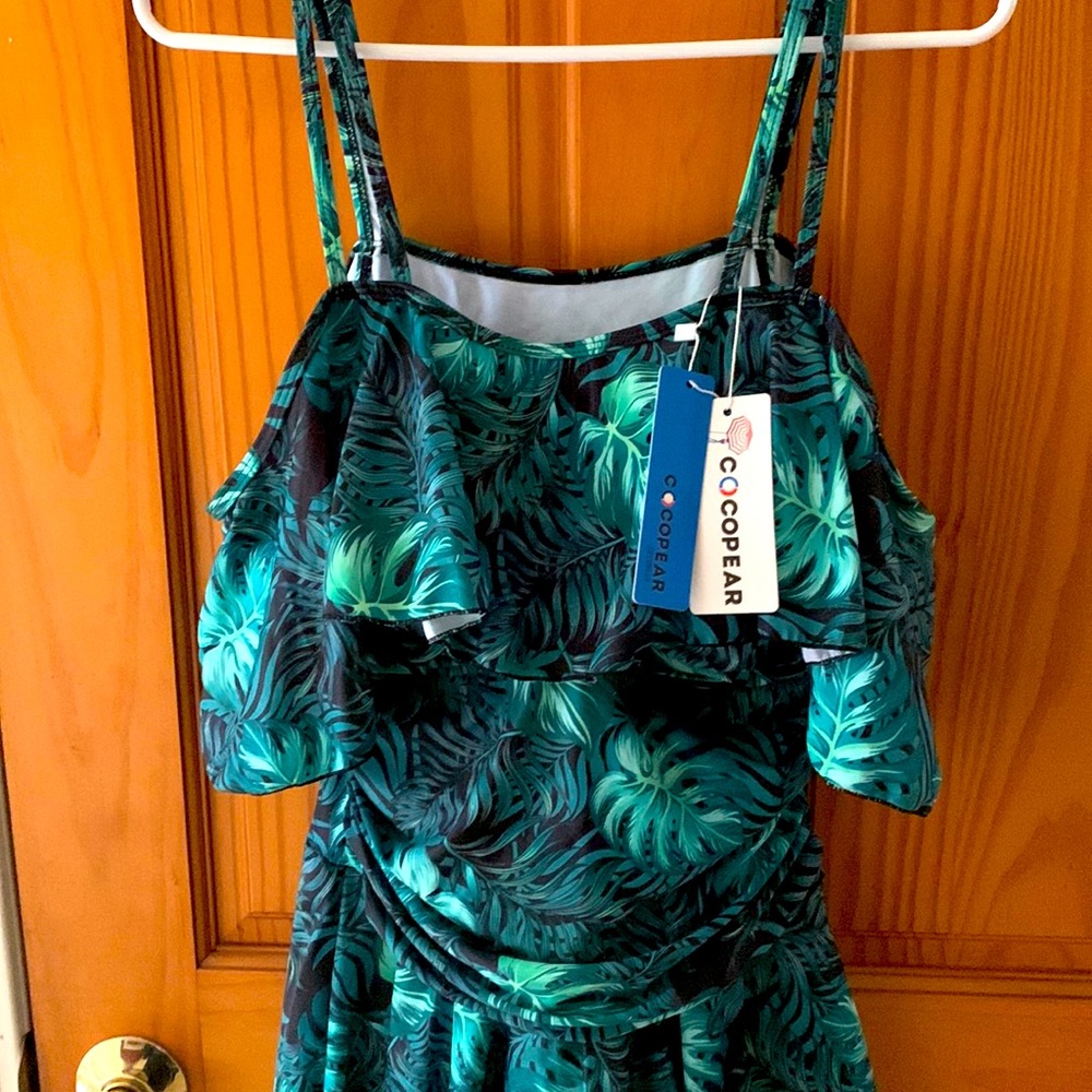 Fun jungle print swim suit nwt
